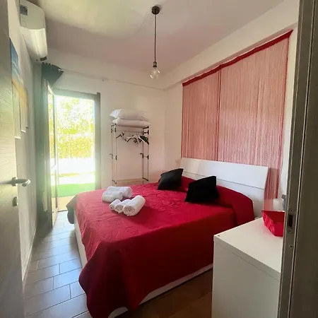 Sunset House בית נופש *
